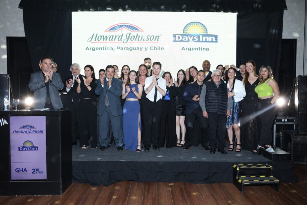 thumbnail_STAFF CASA CENTRAL