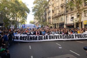 defensa de la universidad