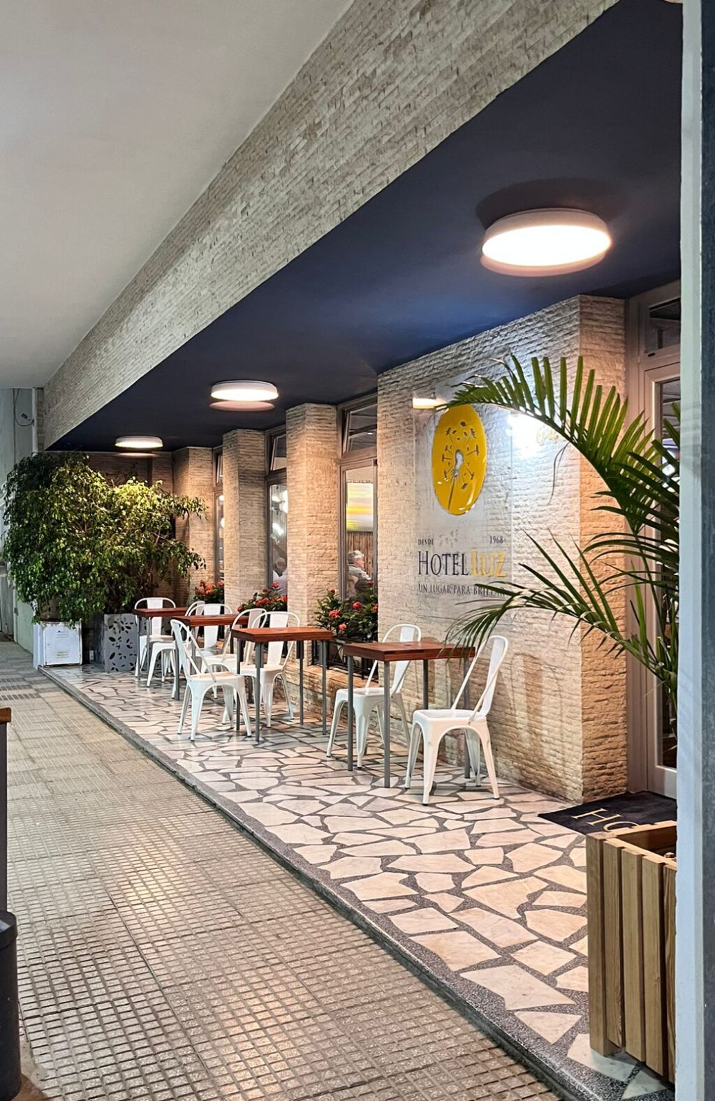 HOTEL LUZ NOGOYA - FRENTE