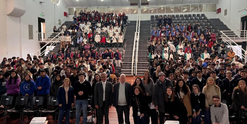 encuentro escuela industria 2