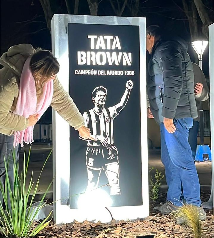 tata v ale
